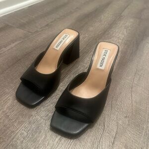 Chic Black Steve Madden Heels